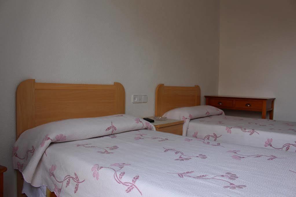 Hostal Casanova Μαδρίτη Εξωτερικό φωτογραφία